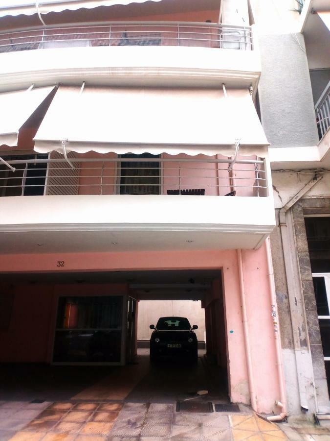 Φωτεινό Διαμέρισμα Πειραιας Pireu Exterior foto